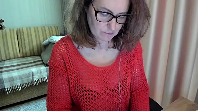 lauraoven online show from June 2026 07:17:01 AM