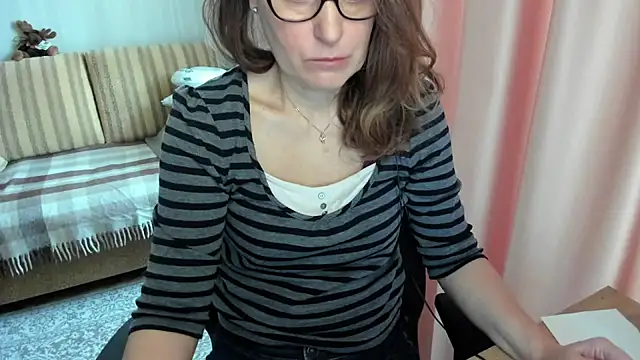 lauraoven online show from March 2026 07:35:01 AM