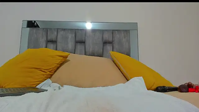 alyssia ocean online show from November 2025 01:59:02 PM