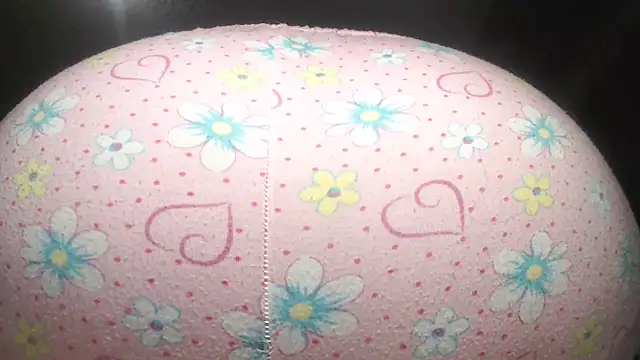 Snapshot of prettyangelsquirt chatting on October 2025 08:32:02 PM prettyangelsquirt online show from October 2025 08:32:02 PM