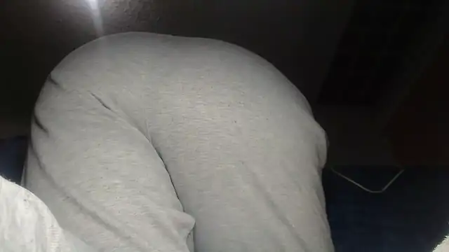 prettyangelsquirt online show from February 2026 02:11:01 AM