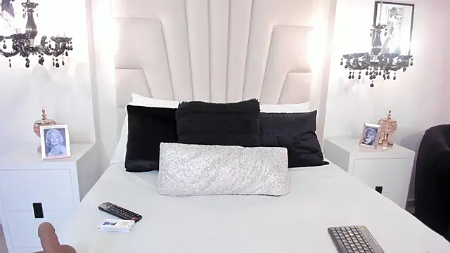 Sofiia W26 online show from February 2026 12:15:02 PM