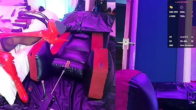 Kinky JXD online show from October 2025 05:03:01 PM
