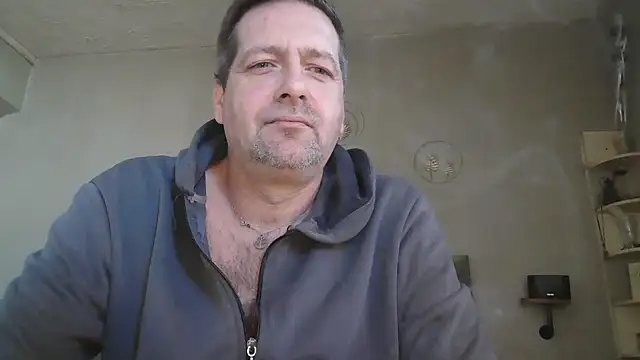 Snapshot of matrikes1 chatting on March 2026 11:10:01 AM matrikes1 online show from March 2026 11:10:01 AM