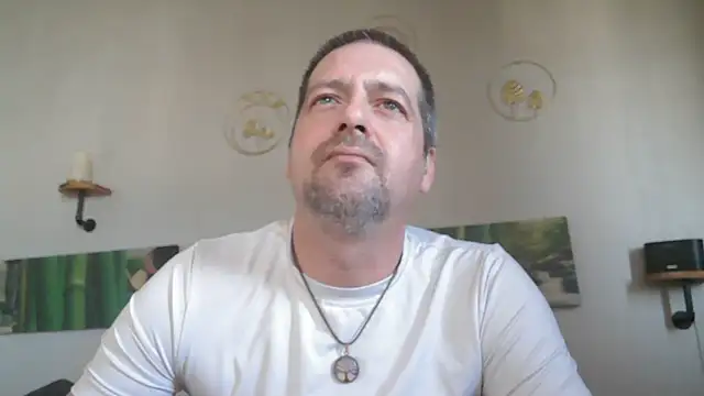 Snapshot of matrikes1 chatting on March 2025 11:30:02 AM matrikes1 online show from March 2025 11:30:02 AM