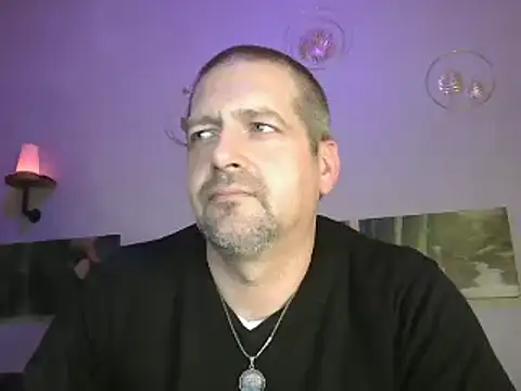 Snapshot of matrikes1 chatting on February 2025 08:21:01 PM matrikes1 online show from February 2025 08:21:01 PM