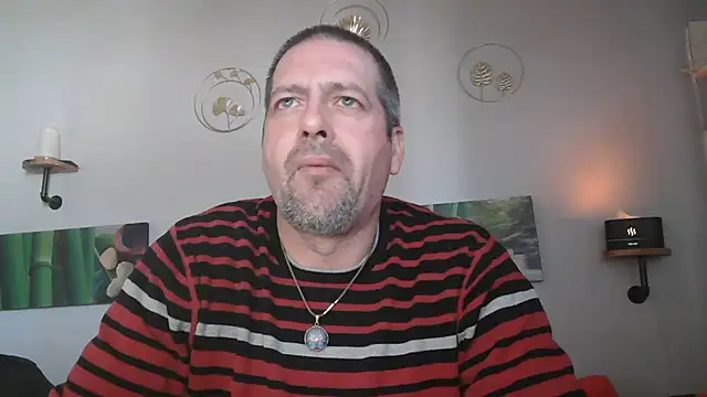 Snapshot of matrikes1 chatting on February 2025 02:01:01 PM matrikes1 online show from February 2025 02:01:01 PM