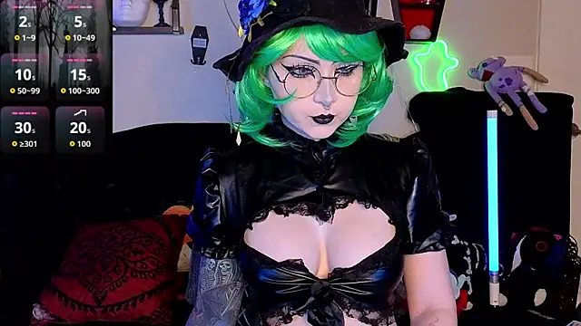 Ivey and James online show from September 2025 08:19:01 PM