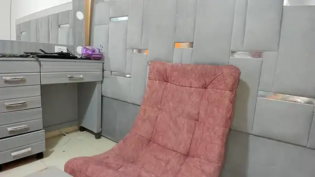 Snapshot of cuteboybigcock- chatting on February 2025 08:21:01 PM cuteboybigcock- online show from February 2025 08:21:01 PM