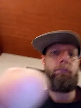 Snapshot of Kw8585kw chatting on December 2025 11:10:01 PM Kw8585kw online show from December 2025 11:10:01 PM