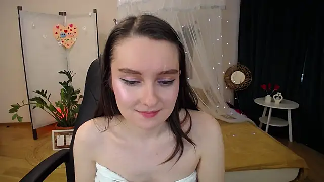 CloudGrace online show from March 2025 06:20:02 AM