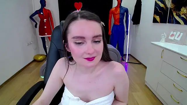 CloudGrace online show from March 2025 04:33:02 PM