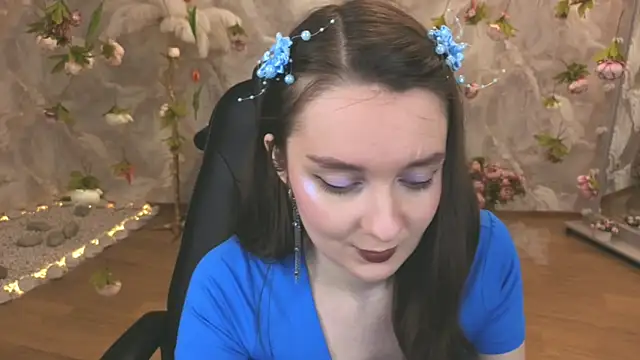 Snapshot of CloudGrace chatting on June 2026 03:17:02 AM CloudGrace online show from June 2026 03:17:02 AM