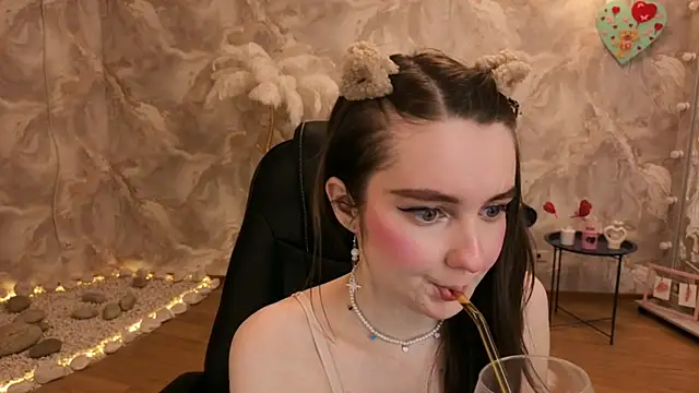 CloudGrace online show from February 2026 03:15:01 AM