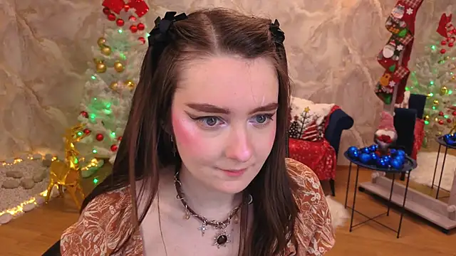 CloudGrace online show from December 2025 06:12:01 PM