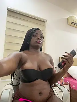 Snapshot of Sweetbootty chatting on October 2025 07:29:01 PM Sweetbootty online show from October 2025 07:29:01 PM