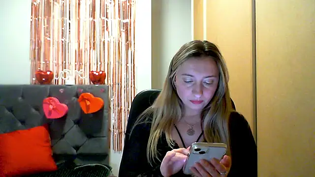 SusanCurt online show from February 2026 02:28:01 PM