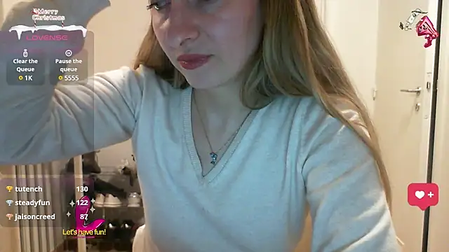 SusanCurt online show from March 2025 01:01:01 PM