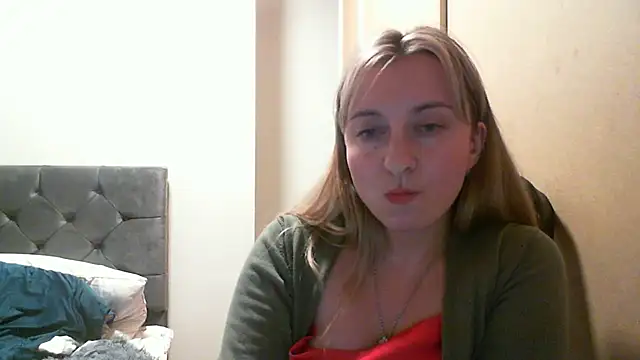 SusanCurt online show from October 2025 07:25:02 PM