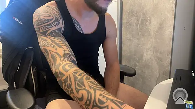 Snapshot of bigdick19cm90 chatting on December 2025 12:37:01 PM bigdick19cm90 online show from December 2025 12:37:01 PM