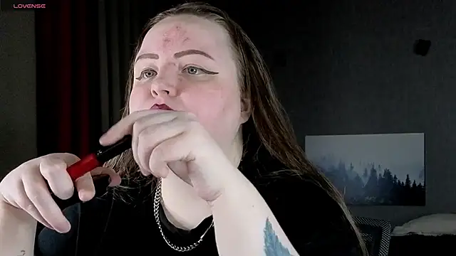 Snapshot of EMMA__CONNOR chatting on November 2025 07:41:02 AM EMMA CONNOR online show from November 2025 07:41:02 AM