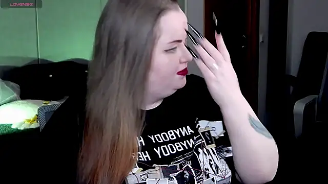 Snapshot of EMMA__CONNOR chatting on March 2025 03:56:01 AM EMMA CONNOR online show from March 2025 03:56:01 AM