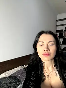 Snapshot of Wet__Bunny chatting on October 2025 03:41:02 AM Wet Bunny online show from October 2025 03:41:02 AM