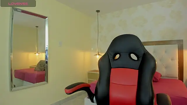 clarisKlein online show from April 2026 04:03:01 AM