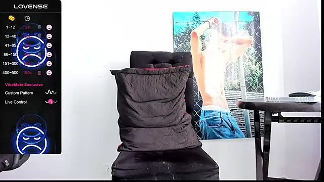 Luke westx online show from October 2025 02:32:01 PM