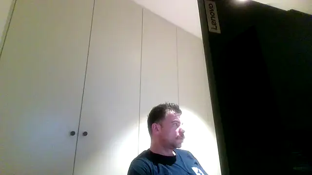 Snapshot of mrbigballs chatting on October 2025 04:35:01 AM mrbigballs online show from October 2025 04:35:01 AM