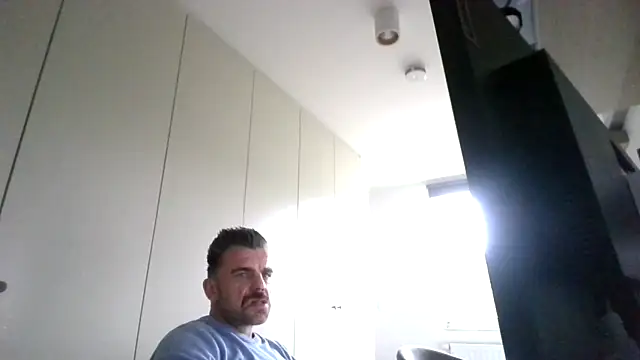 Snapshot of mrbigballs chatting on October 2025 03:35:02 PM mrbigballs online show from October 2025 03:35:02 PM