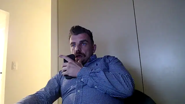 mrbigballs online show from May 2026 09:53:02 PM