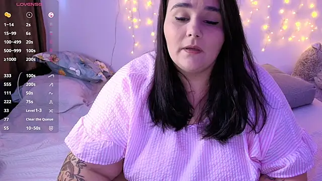naughtykiss online show from June 2026 09:54:01 AM