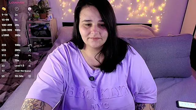 naughtykiss online show from April 2026 04:14:02 AM