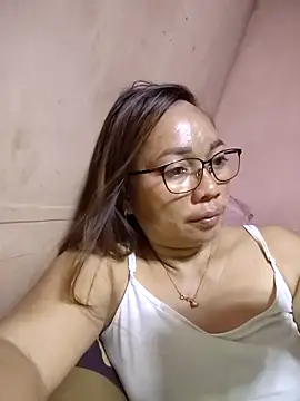 asianwet4u online show from March 2026 06:28:01 AM