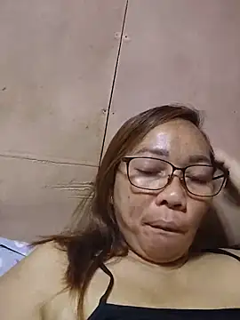 Snapshot of asianwet4u chatting on June 2026 07:41:01 AM asianwet4u online show from June 2026 07:41:01 AM
