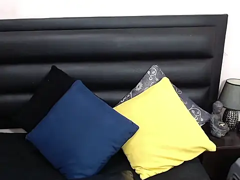 sensual nataliee online show from March 2026 01:23:01 PM