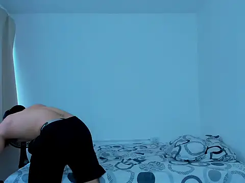 tanner hard  online show from January 2025 08:01:02 PM