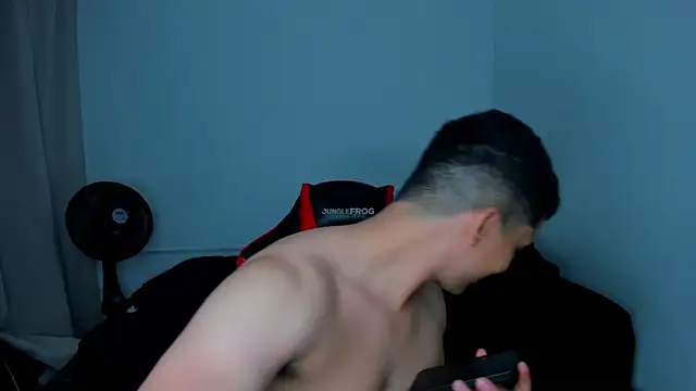 tanner hard  online show from March 2025 01:31:02 AM