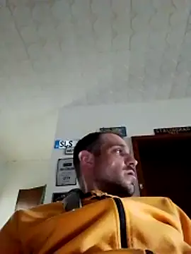 Codymc89 online show from May 2026 02:15:02 PM