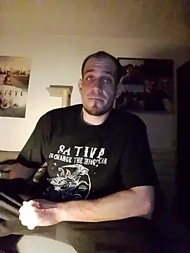 Codymc89 online show from April 2026 07:53:02 PM