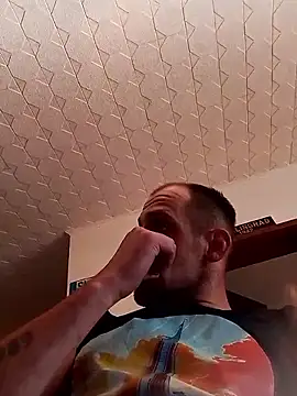 Codymc89 online show from April 2026 03:57:02 PM
