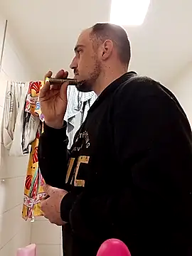 Codymc89 online show from March 2026 08:07:01 PM