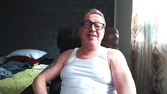 RobertStripX online show from February 2025 11:16:02 AM