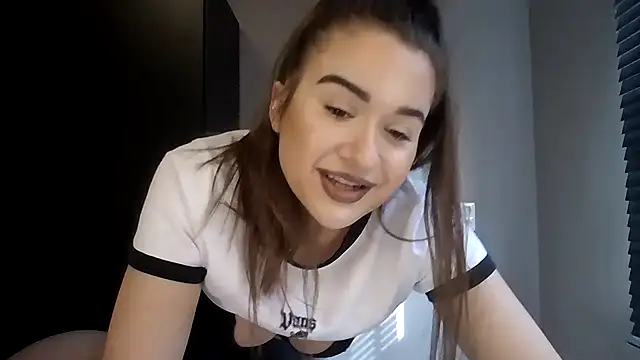 avajade online show from February 2026 11:42:02 AM