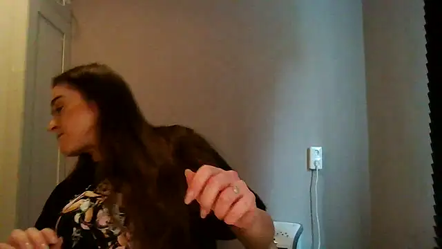 avajade online show from October 2025 10:05:01 AM