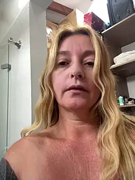 moniquerainx online show from February 2026 12:35:01 PM