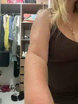 moniquerainx online show from June 2026 12:43:02 AM
