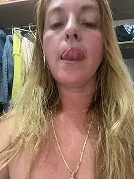moniquerainx online show from July 2026 04:19:01 AM