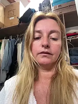 moniquerainx online show from March 2026 02:13:01 PM